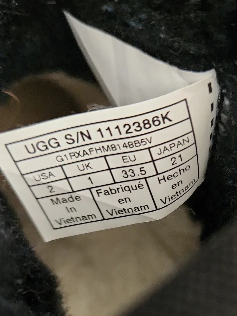 UGG Classic Clear Mini II Black Big Kids Boots Kids Size 2 Youth Waterproof